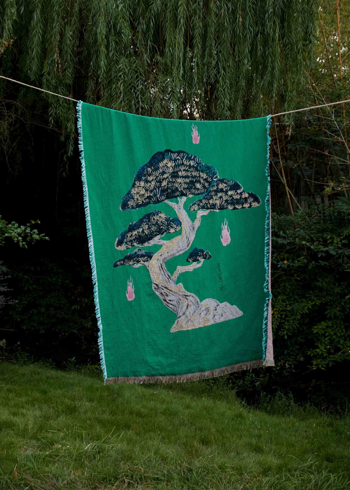 Green Pine Tree Throw Blanket
