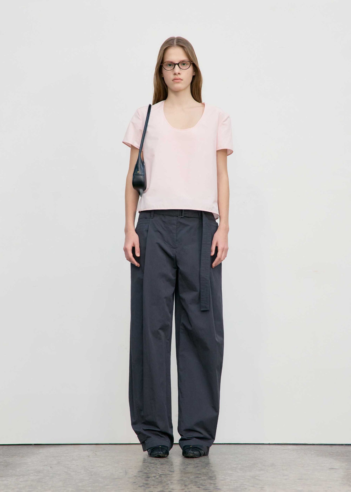 Light Pink U-Neck Shortsleeve Top