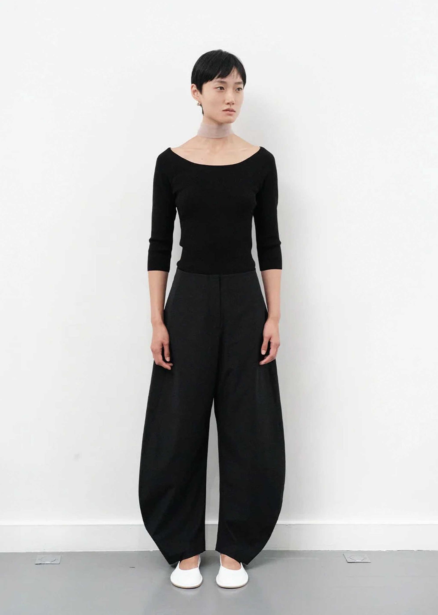 Black Curved Silhouette Pants