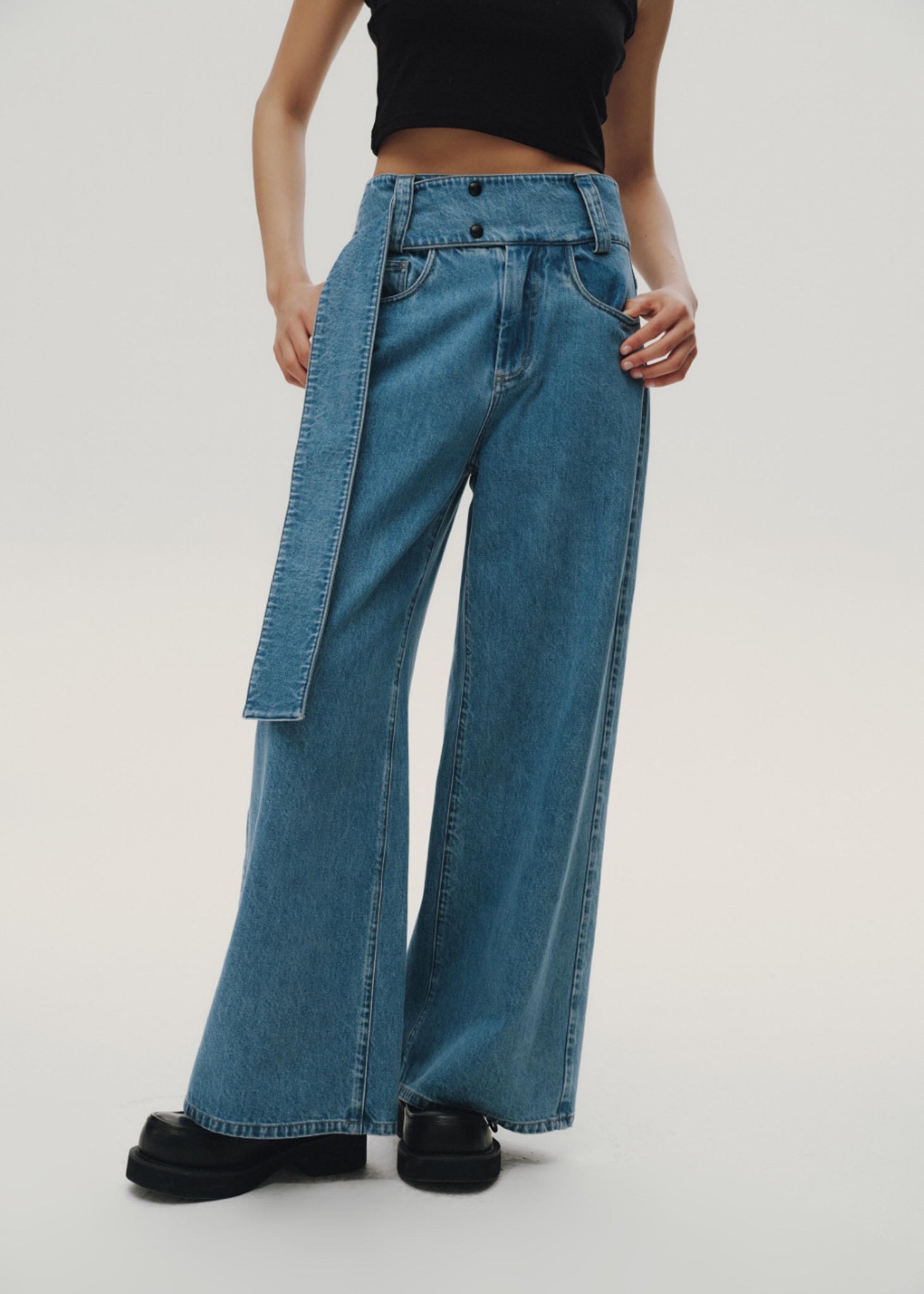 Light Blue Belted Wide-leg Jeans