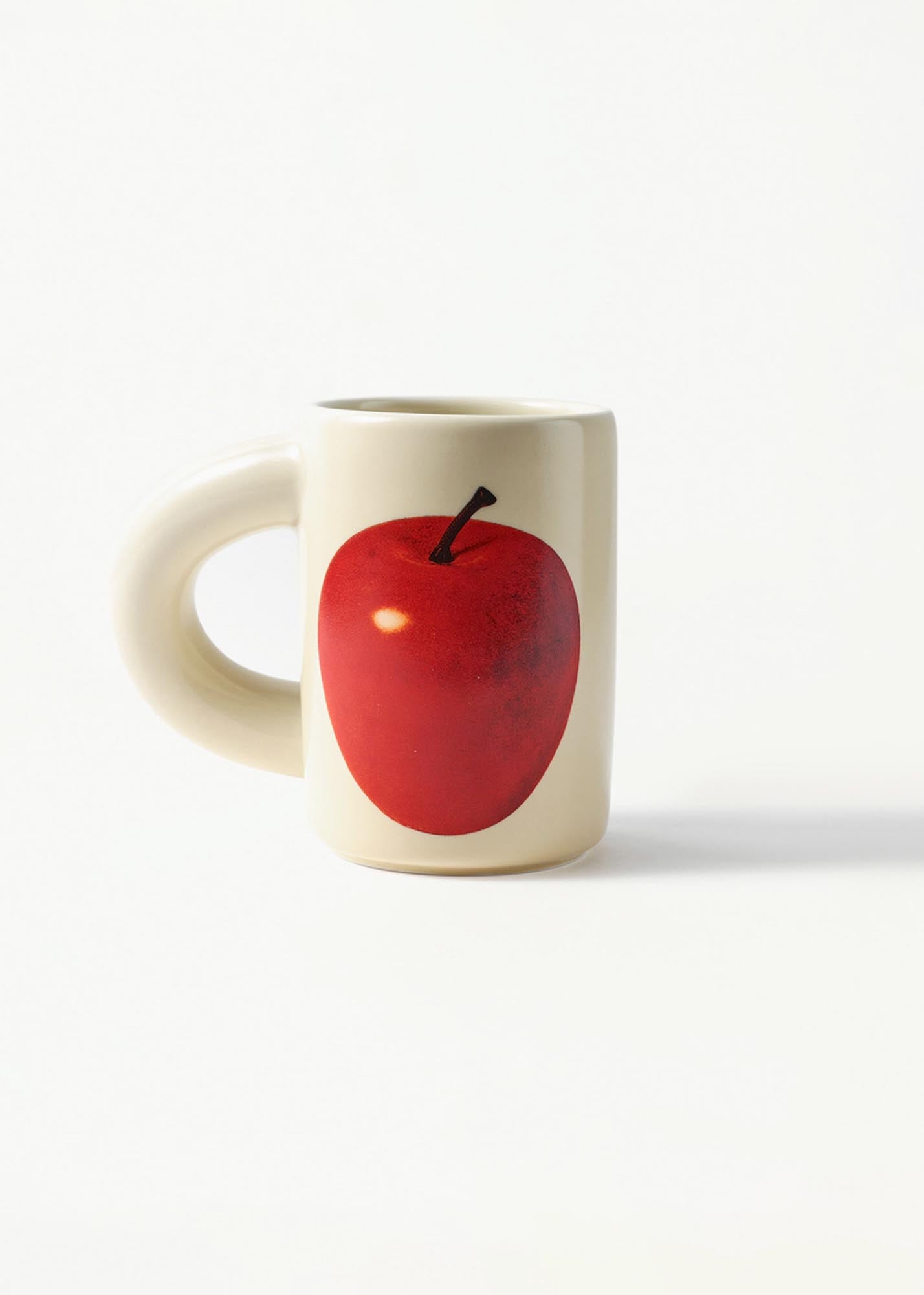 White & Red Apple Macaroni Mug