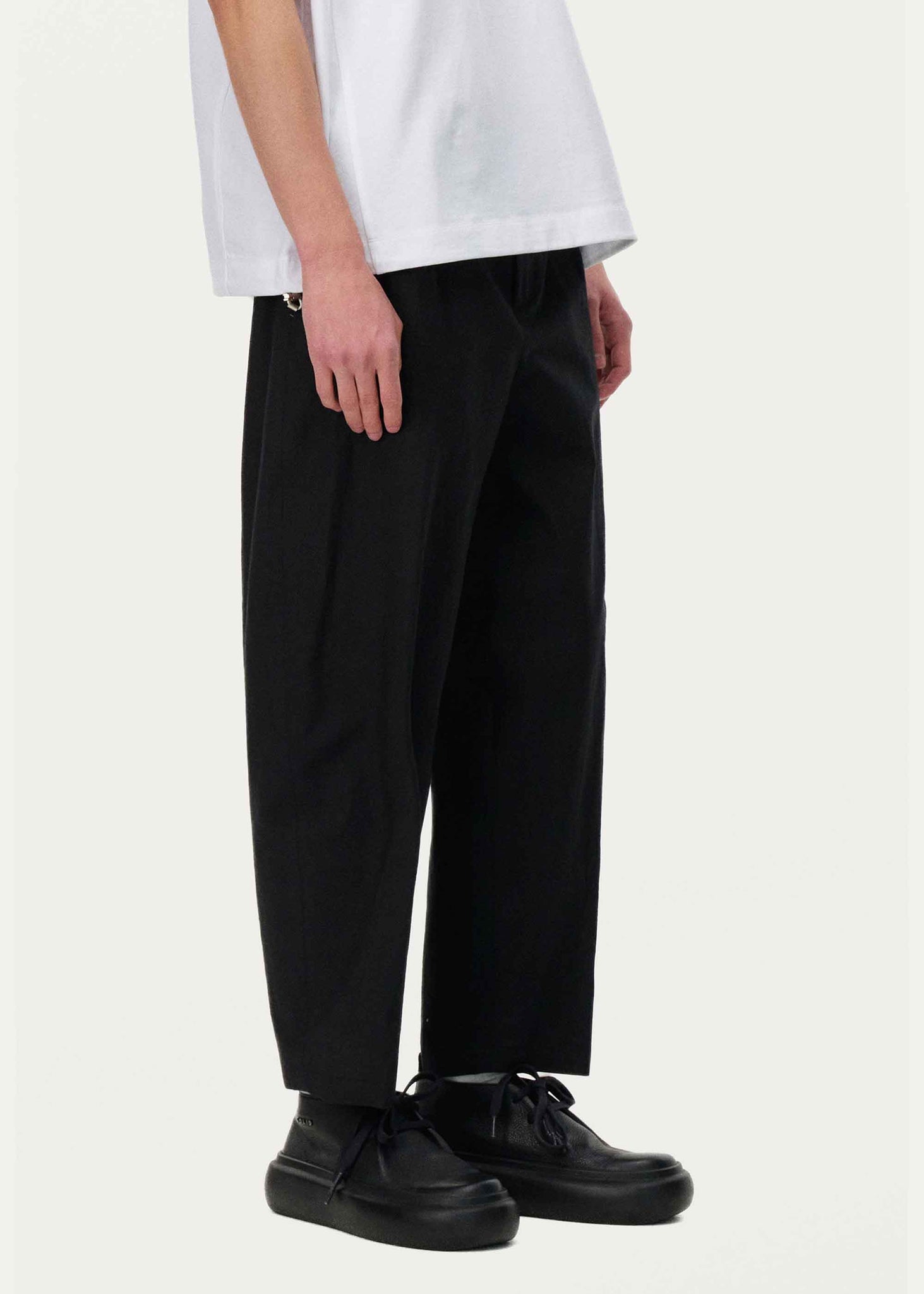 Black Cropped Tapered Trouser