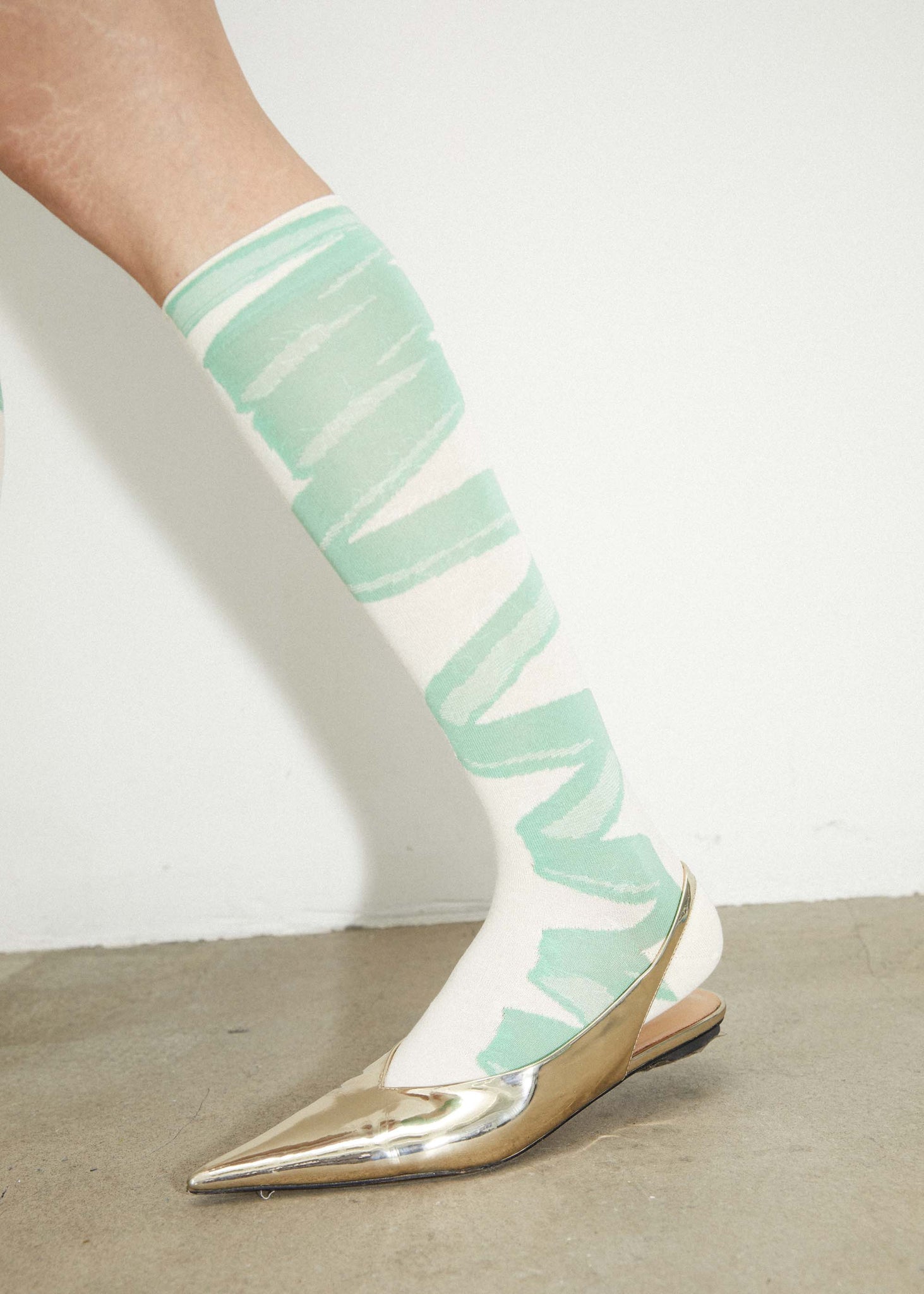 Pattern Calf-High Socks - 157Moments