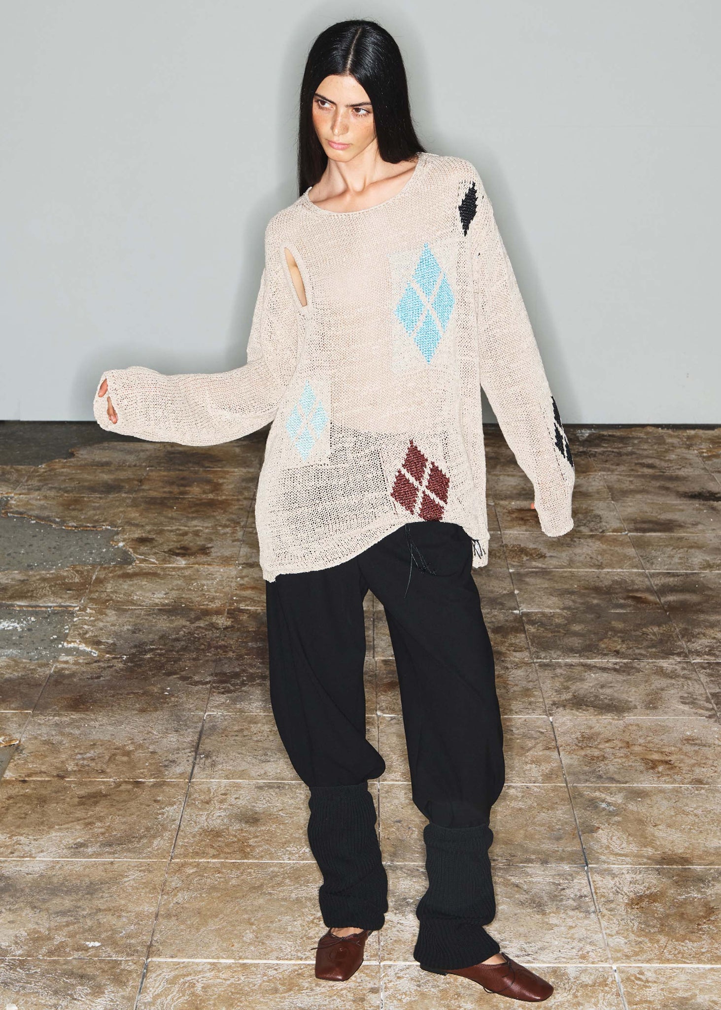 Beige Argyle Cut-Out Knit Pullover - 157Moments